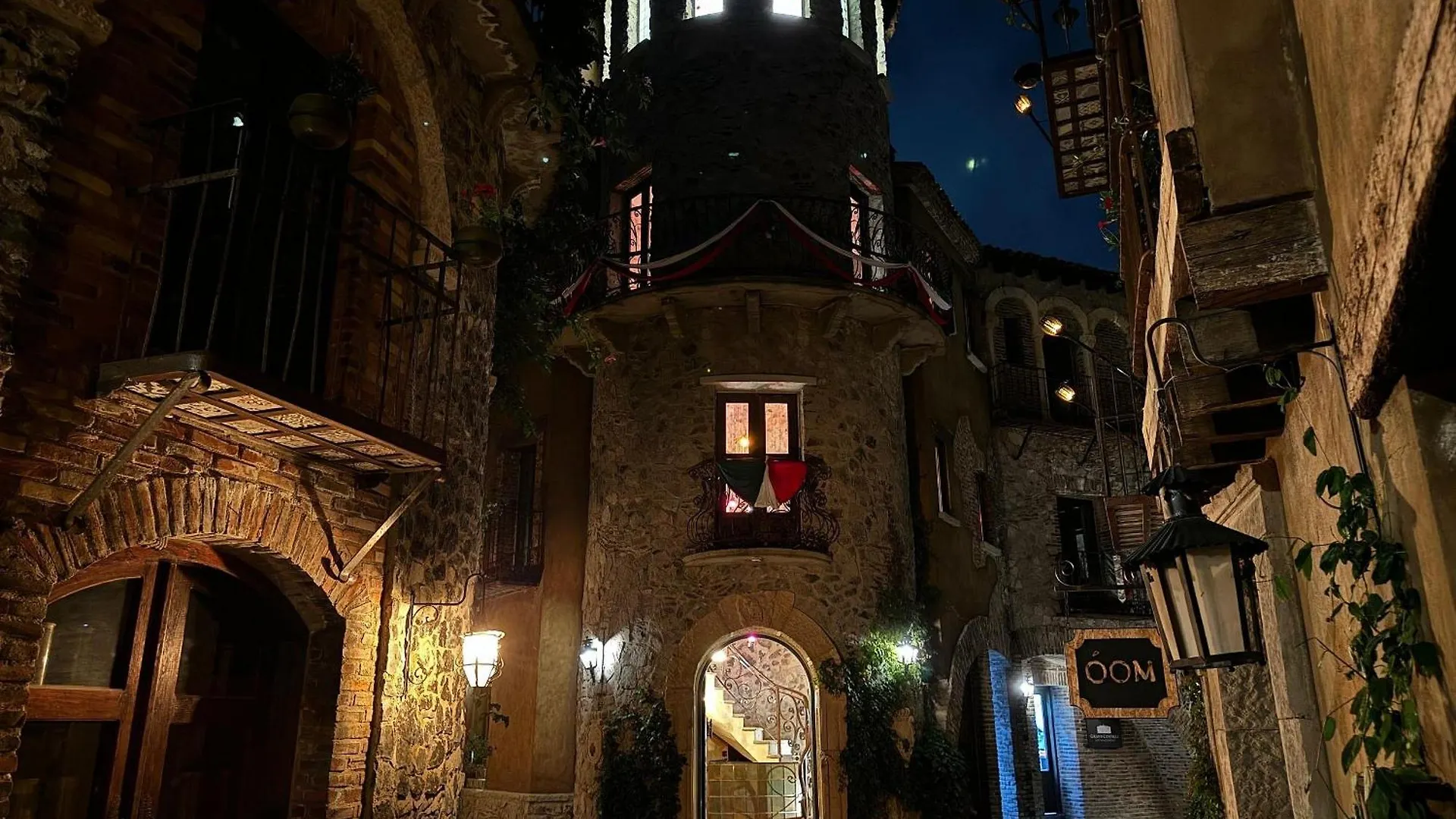 Apartment Castello Di Carlo - Suite Carlo IV Santeagueda Mexico